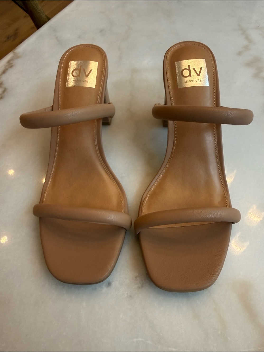 Dolce Vita Nolah Sandals, BNWOT, size 7.5M